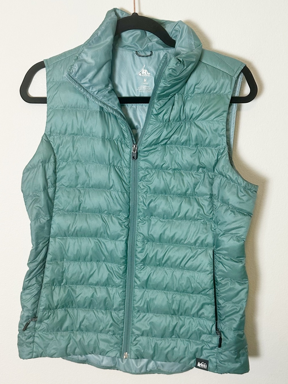 REI Men's Down Fill Puffer Vest Sage Green Medium